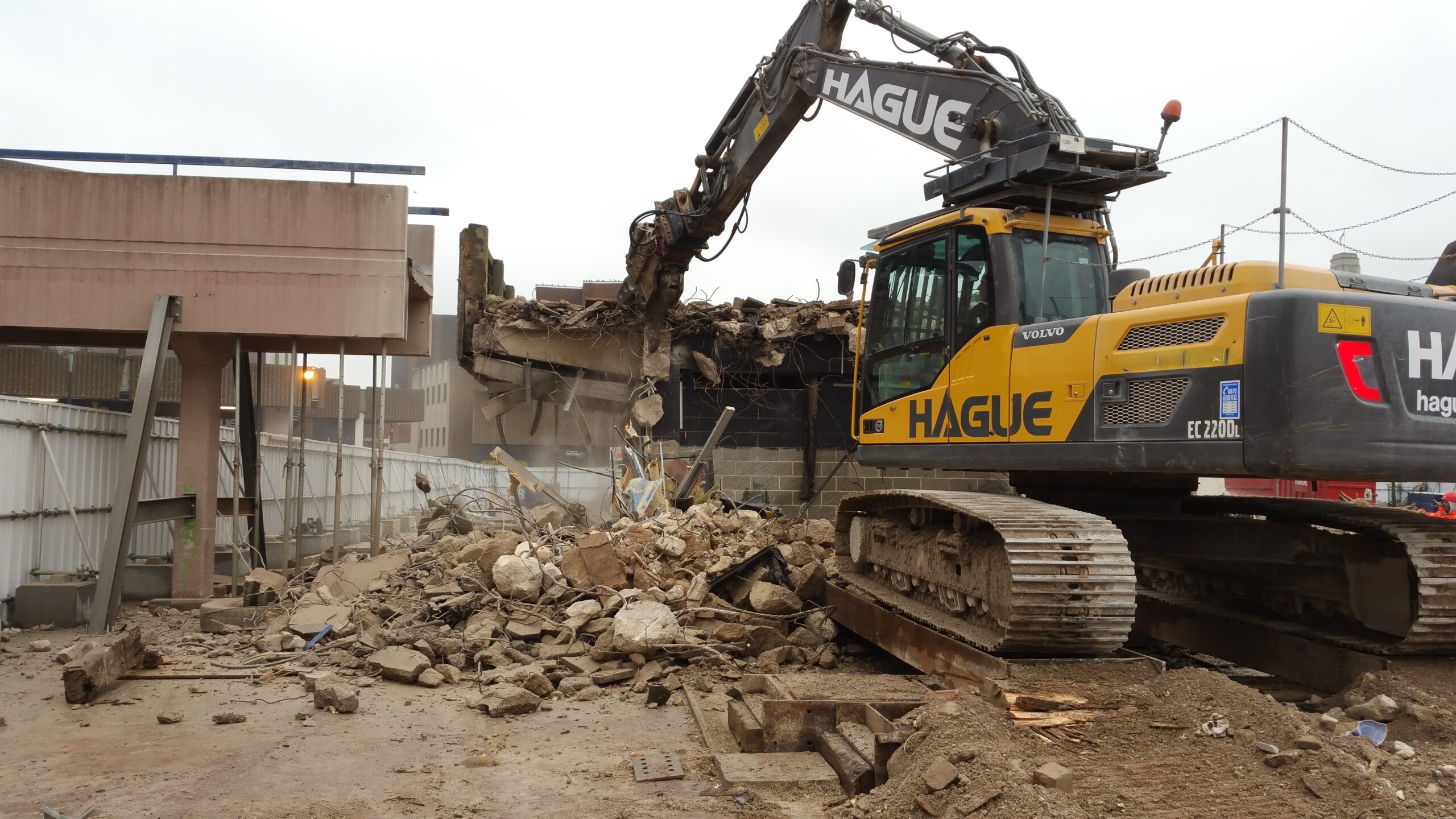 demolition services for construction